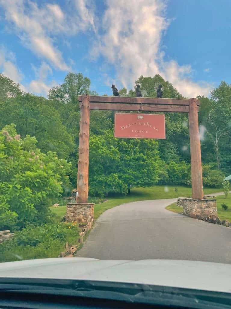 Entrance to the Dancing Bear Lodge