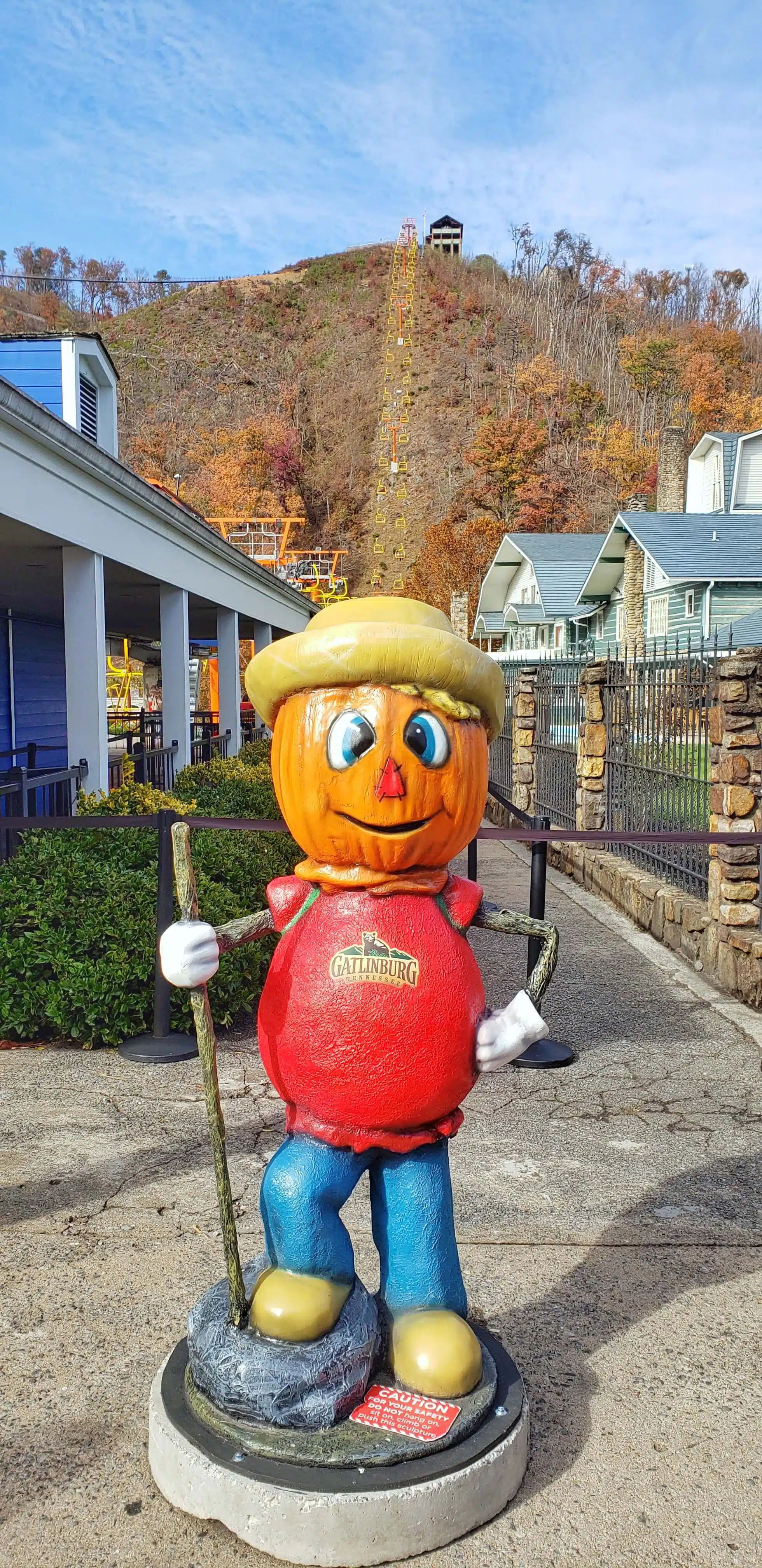 fall decorations in gatlinburg, tennessee